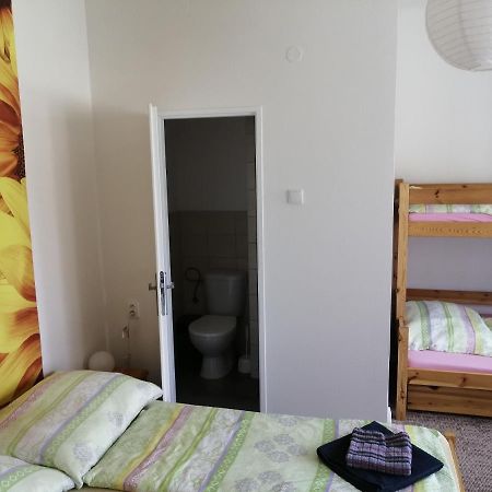 U Ladi Apartment Bulhary Luaran gambar