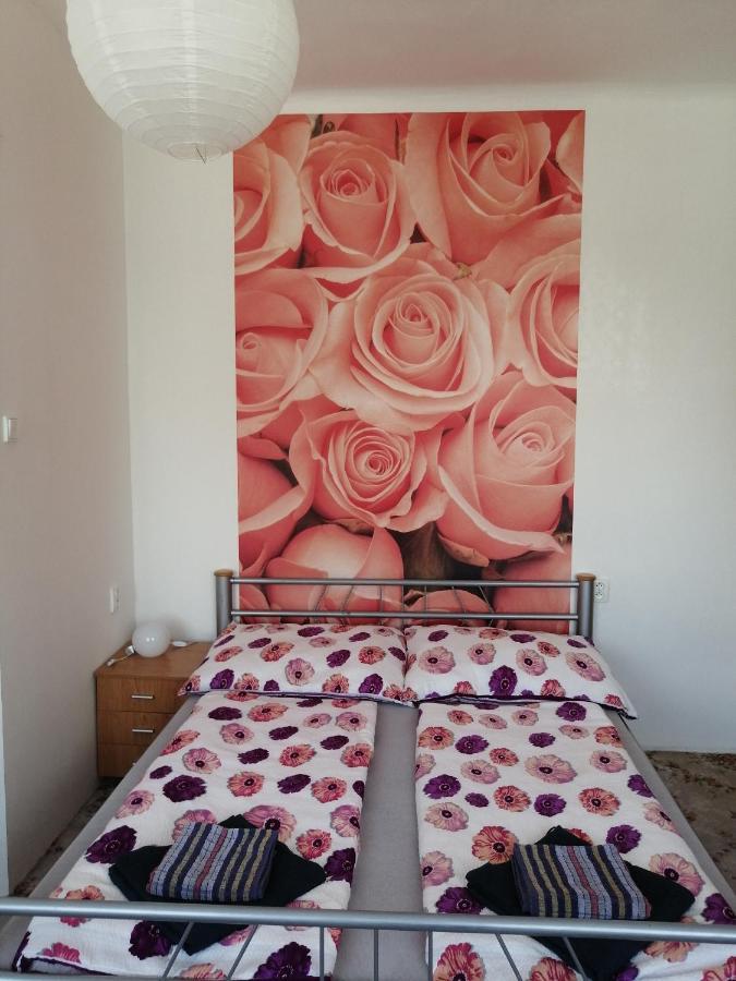 U Ladi Apartment Bulhary Luaran gambar