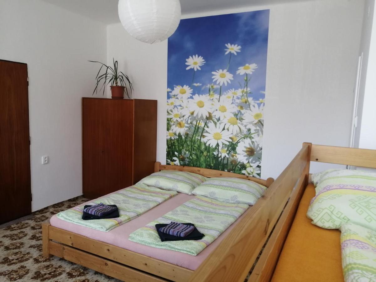 U Ladi Apartment Bulhary Luaran gambar
