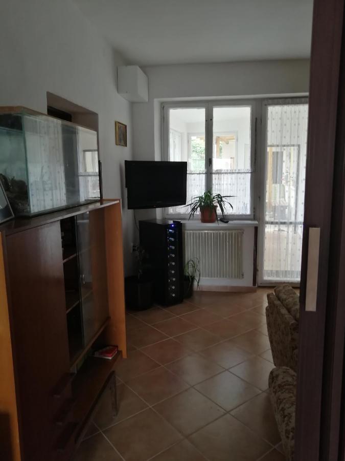 U Ladi Apartment Bulhary Luaran gambar