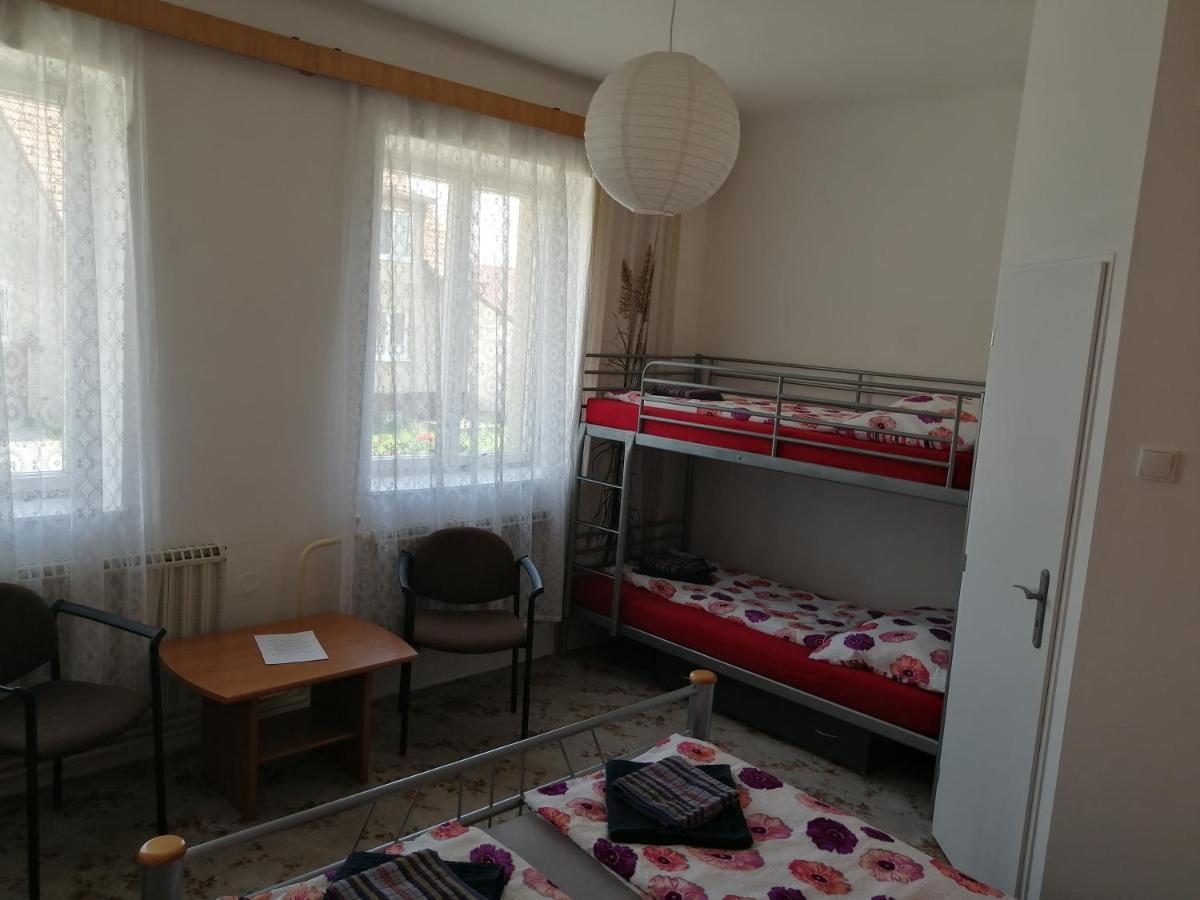 U Ladi Apartment Bulhary Luaran gambar