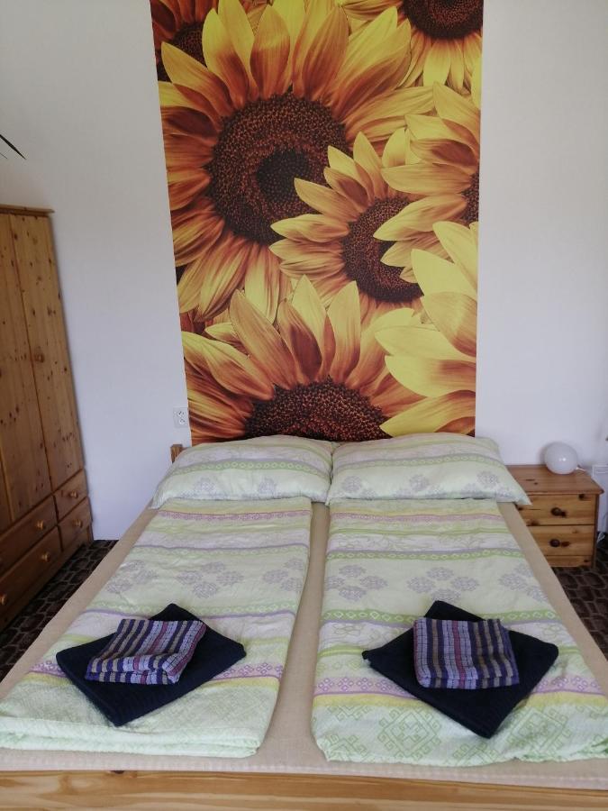 U Ladi Apartment Bulhary Luaran gambar